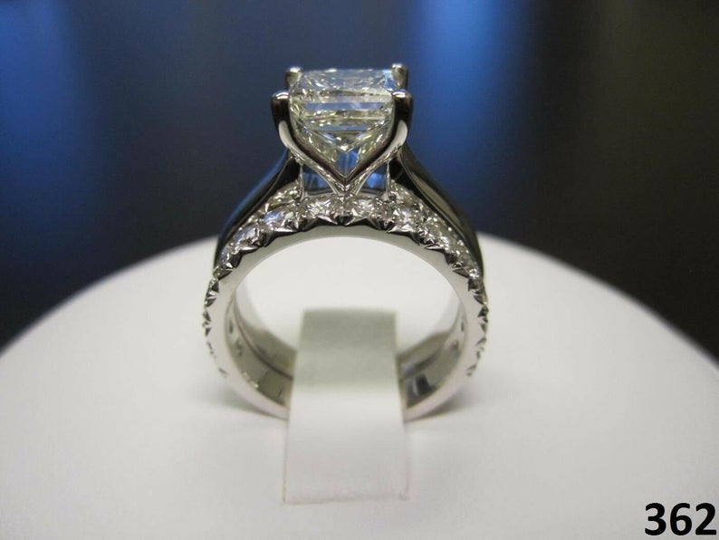 purchase cads/000/rings/1501-1600/R-1552 dai
