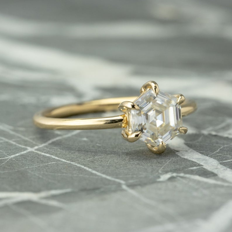 purchase cads/000/rings/1101-1200/R-1112 DAI