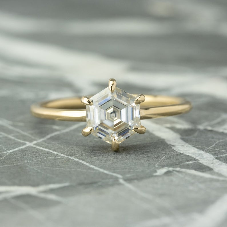 purchase cads/000/rings/1101-1200/R-1112 DAI