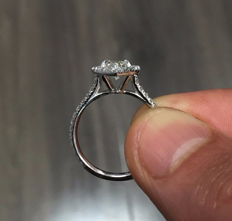 purchase cads/000/rings/301-400/R-388 DAI