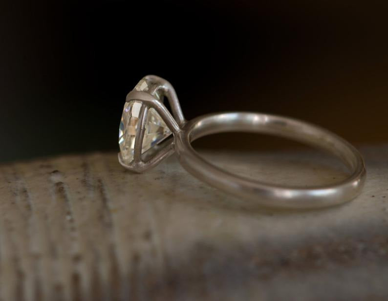 purchase cads/000/rings/301-400/R-372DAI