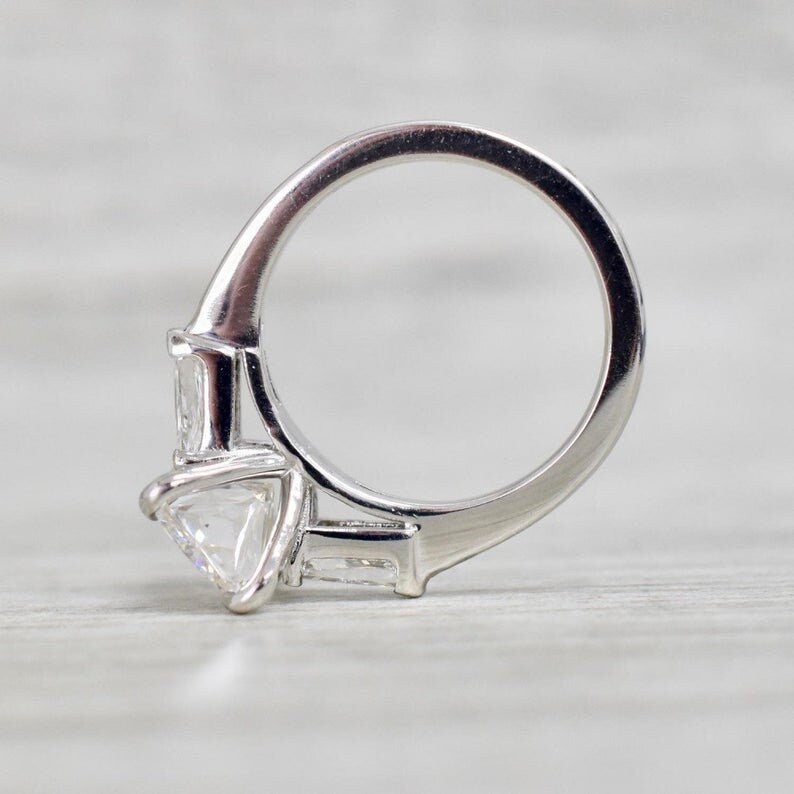 purchase cads/000/rings/2201-2300/R-2236 DAI