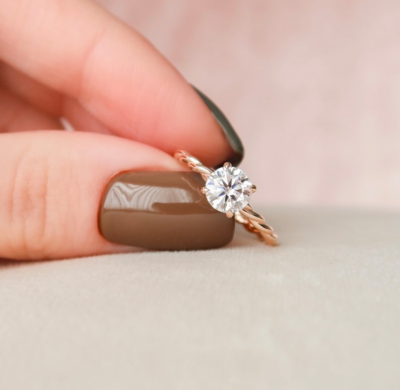 purchase cads/000/rings/2301-2400/R-2395 DAI