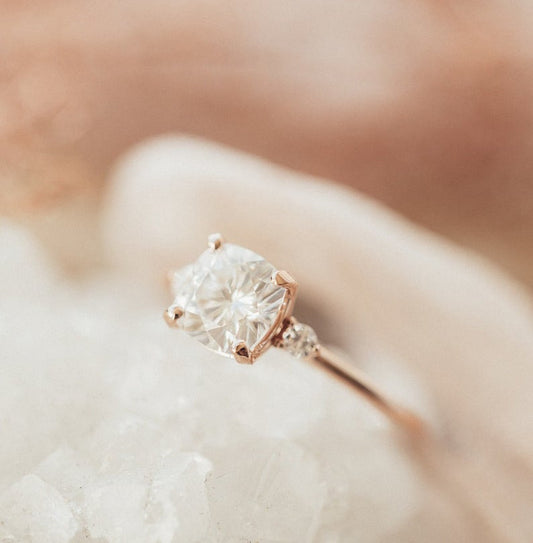 purchase cads/000/rings/1501-1600/R-1587 DAI